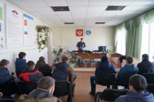 Учащиеся Усть-Коксинского сельскохозяйственного техникума посетили отделение полиции в рамках акции «Студенческий десант»