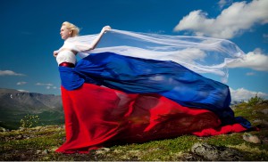 Акция «Цвета моей страны» Ко Дню Государственного флага Российской Федерации с 20 по 22 августа 2021 года пройдёт флешмоб «Цвета моей страны»